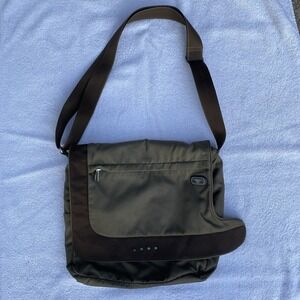 TUMI T-Tech Olive Green Ballistic Nylon Messenger Crossbody Travel Bag 5114MSS